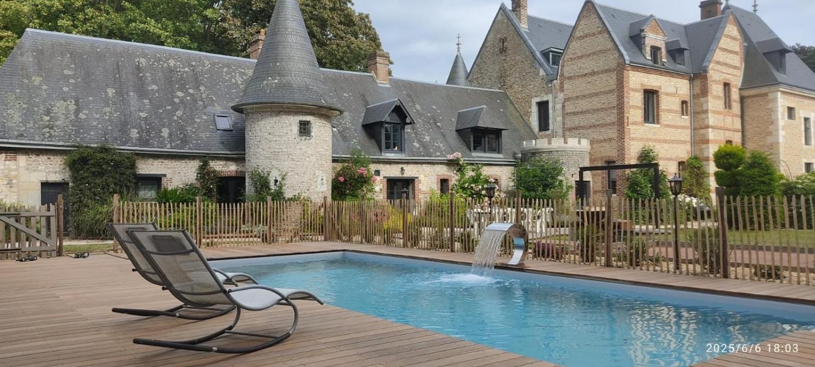Château De Saint-clair Hébergement de vacances *